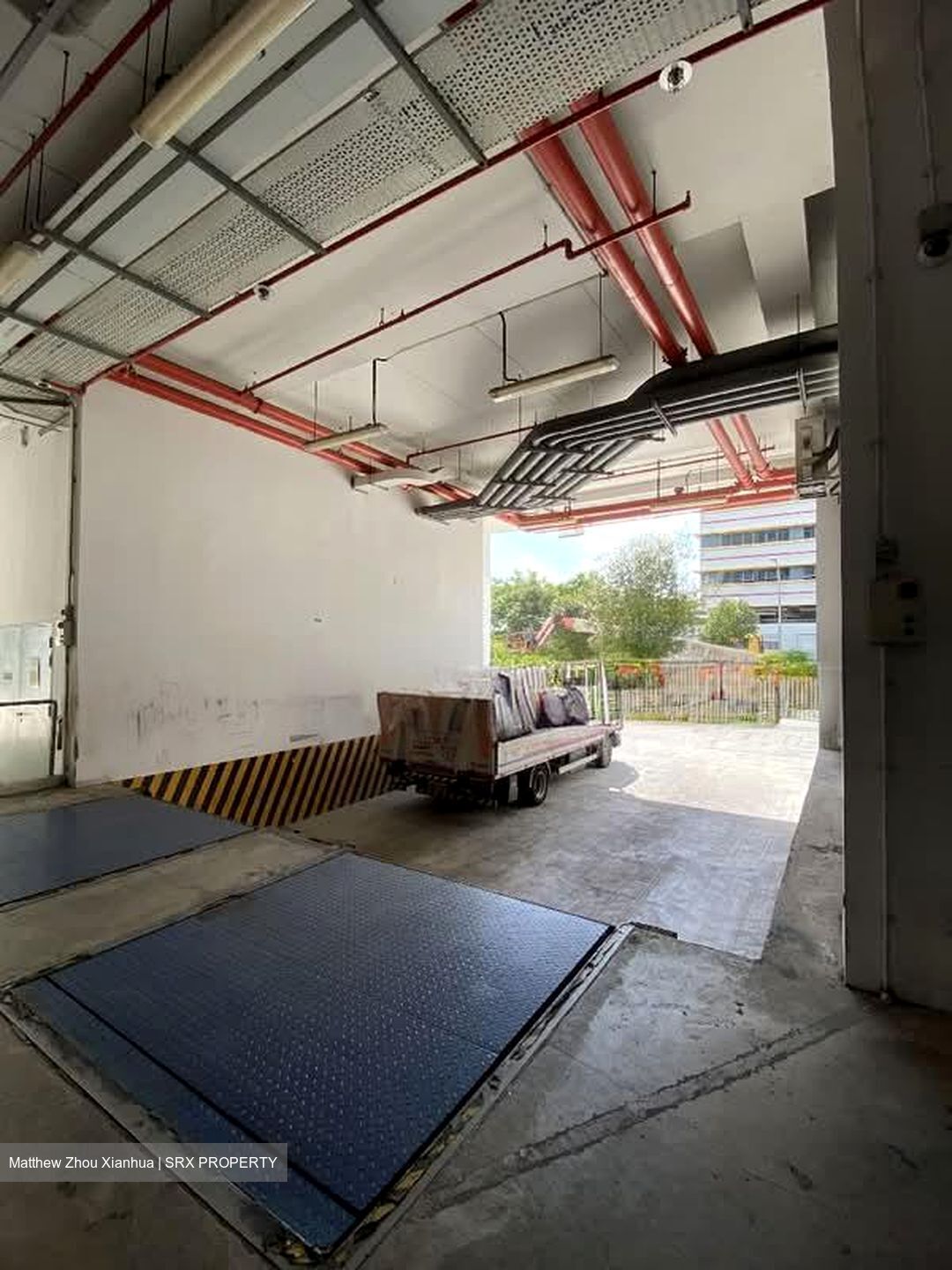 Tampines Industrial Avenue 4 (D18), Warehouse #577064041